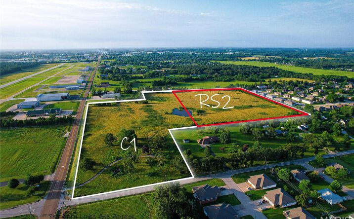 Pictures of Retail, Land property located at 2616 S Jefferson Ave, Lebanon, MO 65536 for sales - image #1