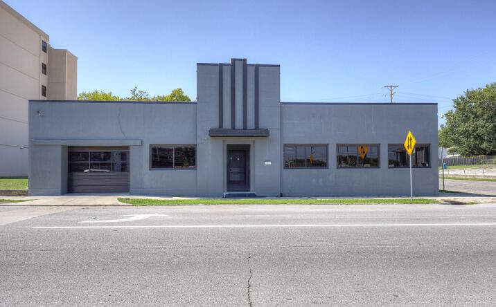 Pictures of Retail property located at 102 S Wall Ave, Joplin, MO 64801 for sales - image #1