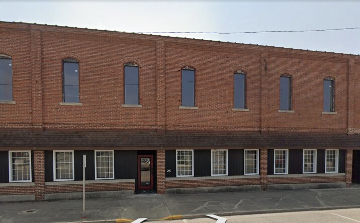 Pictures of Mixed Use, Office, Retail property located at 1515 S A St, Elwood, IN 46036 for sales - image #1