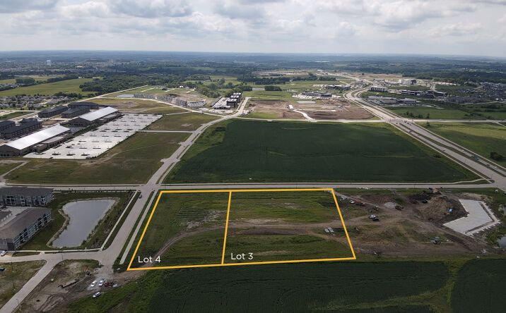 Pictures of Land property located at 1205 SE Pleasant View Dr, Waukee, IA 50263 for sales - image #1