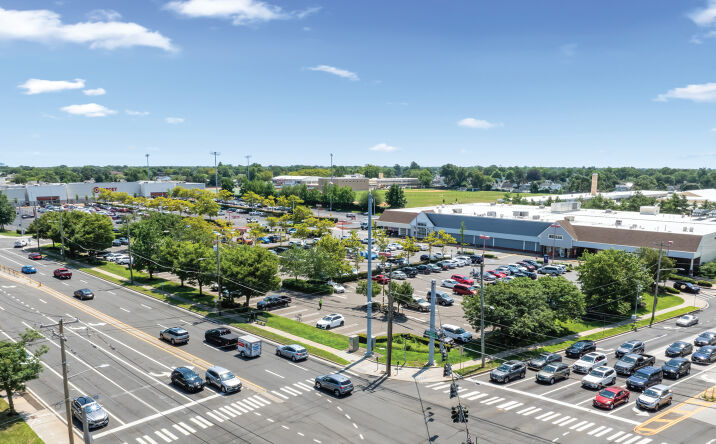 Pictures of Retail property located at 3750-3850 Hempstead, Levittown, NY 11756 for sales - image #1