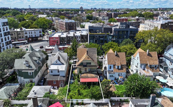 Pictures of Land property located at 469 E 25th St, Brooklyn, NY 11226 for sales - image #1