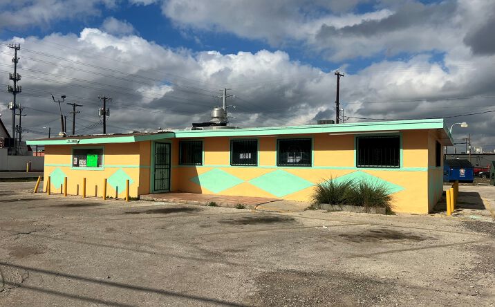 Pictures of Retail property located at 93 Shasta Ave, San Antonio, TX 78221 for sales - image #1