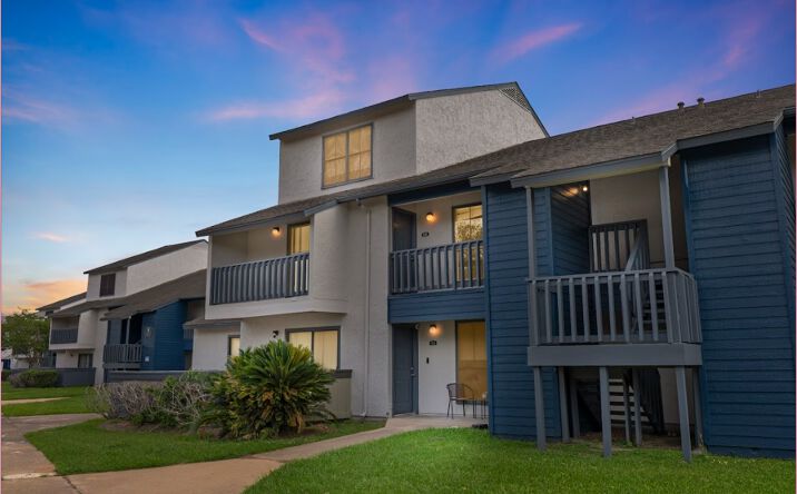 image of property at 1901 PALM VILLAGE BLVD Bay City TX 77414