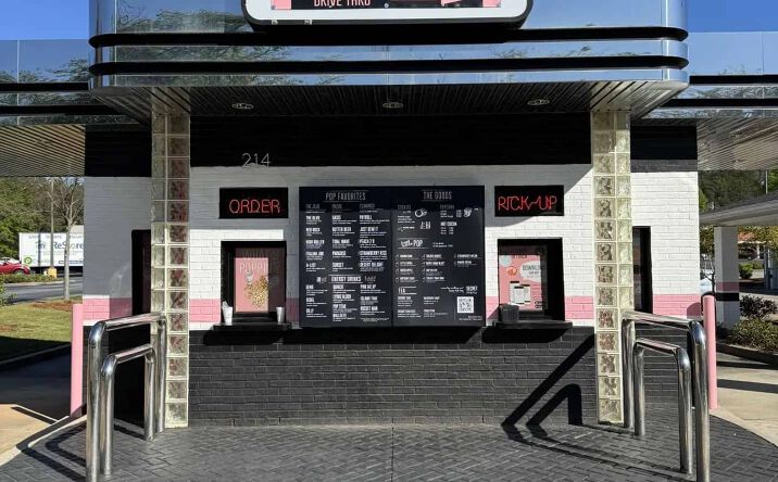 Pictures of Retail property located at 214 Bullsboro Dr, Newnan, GA 30263 for sales - image #1