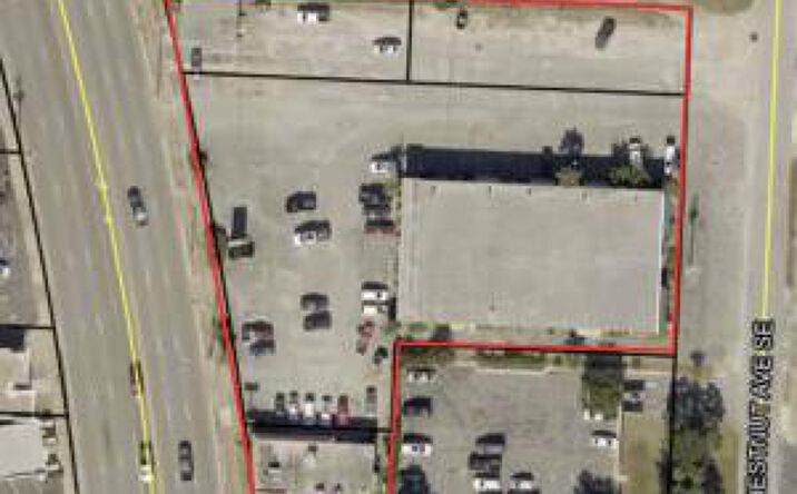 Pictures of Retail property located at 11 SE Eglin Parkway, Fort Walton Beach, FL 32548 for sales - image #1