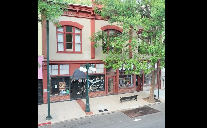 Pictures of Mixed Use, Multifamily, Retail property located at 122 Central Avenue, Hot Springs, AR 71901 for sales - image #1