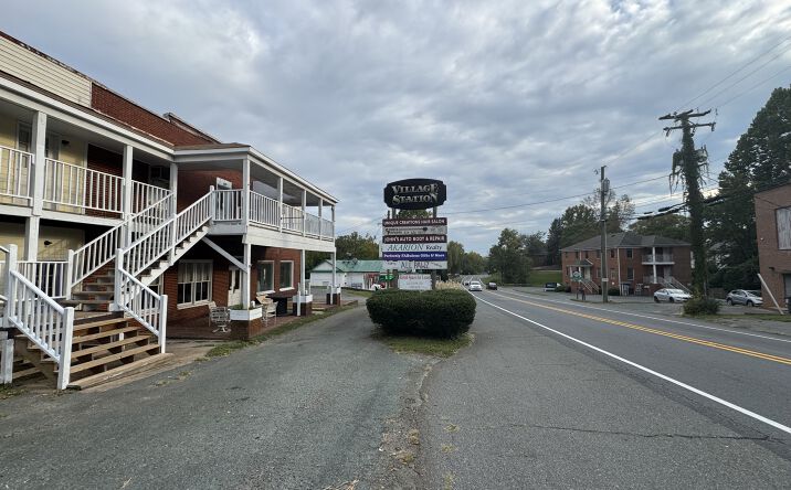 Pictures of Mixed Use, Office, Retail property located at 13652 James Madison Hwy, Palmyra, VA 22963 for sales - image #1