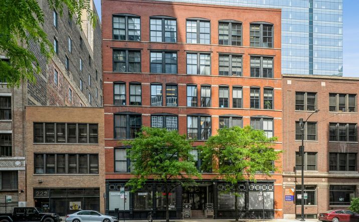 Pictures of Office property located at 216 S Jefferson St Unit 301, Chicago, IL 60661 for sales - image #1