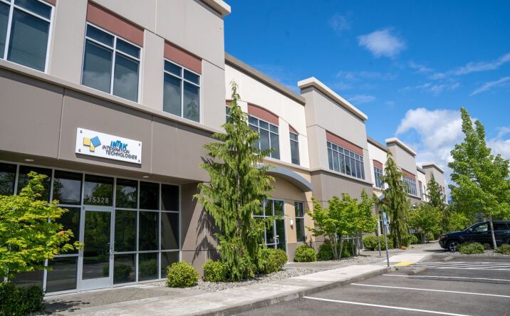 Pictures of Industrial, Office property located at 8022 Bracken Pl SE, Snoqualmie, WA 98065 for sales - image #1