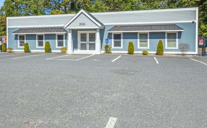 Pictures of Retail, Office, Industrial property located at 2550 Main St, Tewksbury, MA 01876 for sales - image #1