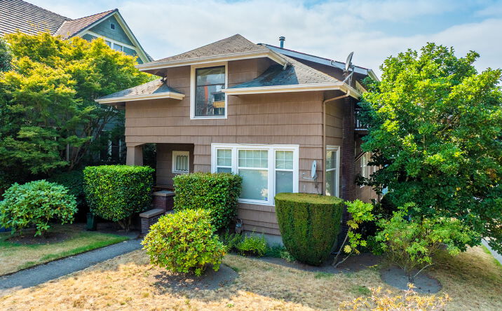 Pictures of Land, Multifamily property located at 1303 13th Ave S, Seattle, WA 98144 for sales - image #1