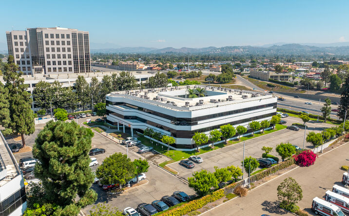 image of property at 1403 N TUSTIN AVE Santa Ana CA 92705-8620