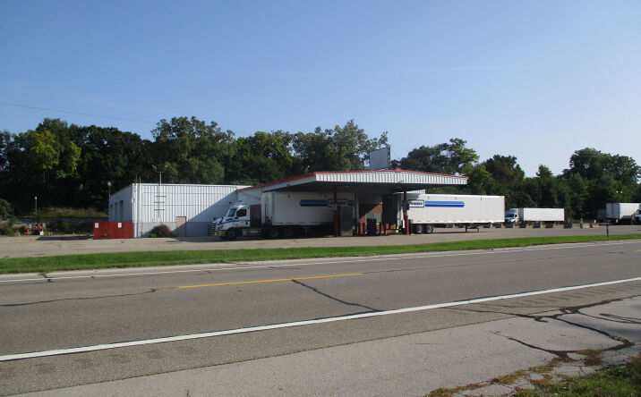 Pictures of Industrial property located at 3717 King Hwy, Kalamazoo, MI 49048 for sales - image #1