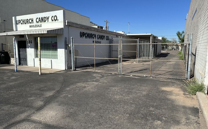 Pictures of Retail, Office, Industrial property located at 914 N 24th st, Phoenix, AZ 85008 for sales - image #1