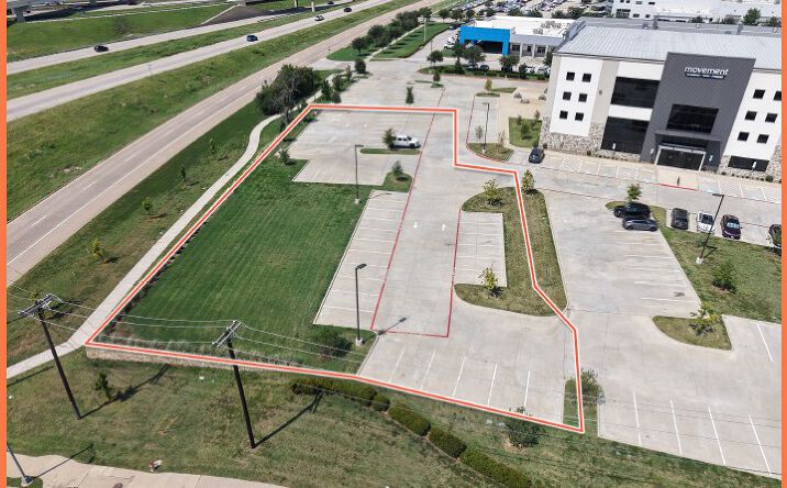 Pictures of Land property located at 3105 William D Tate Ave, Grapevine, TX 76051 for sales - image #1