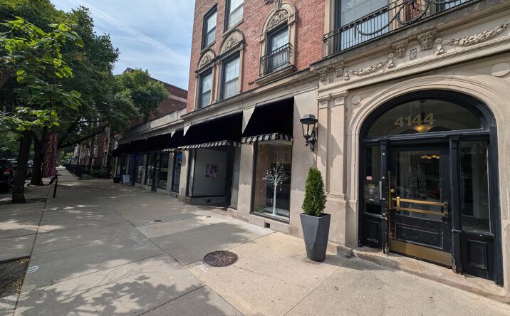 Pictures of Office, Retail property located at 4138 N Sheridan Rd, Chicago, IL 60613 for sales - image #1