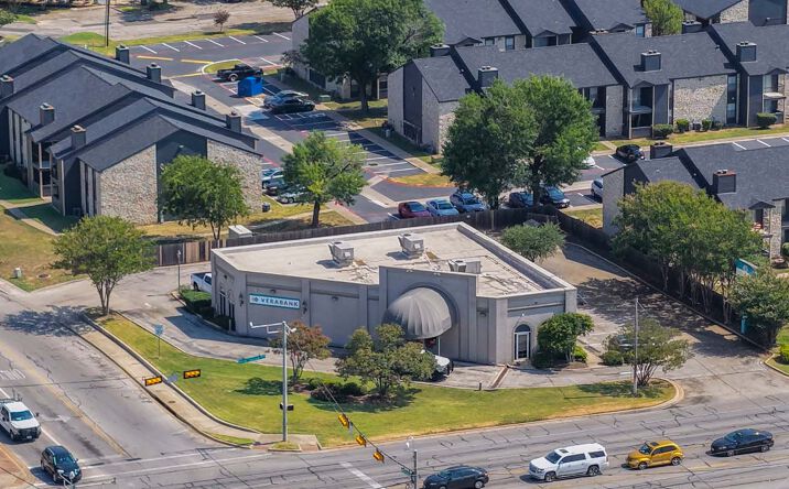 Pictures of Retail property located at 902 E Palm Valley Blvd, Round Rock, TX 78664 for sales - image #1