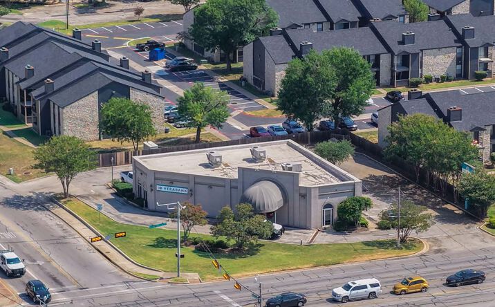 Pictures of Retail property located at 902 E Palm Valley Blvd, Round Rock, TX 78664 for sales - image #1
