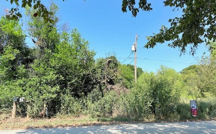 Pictures of Land property located at 10 Trails End Lane, Cartwright, OK 74731 for sales - image #1