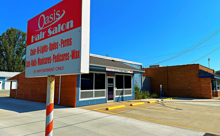 Pictures of Retail property located at 1410 E Main Street, Streator, IL 61364 for sales - image #1
