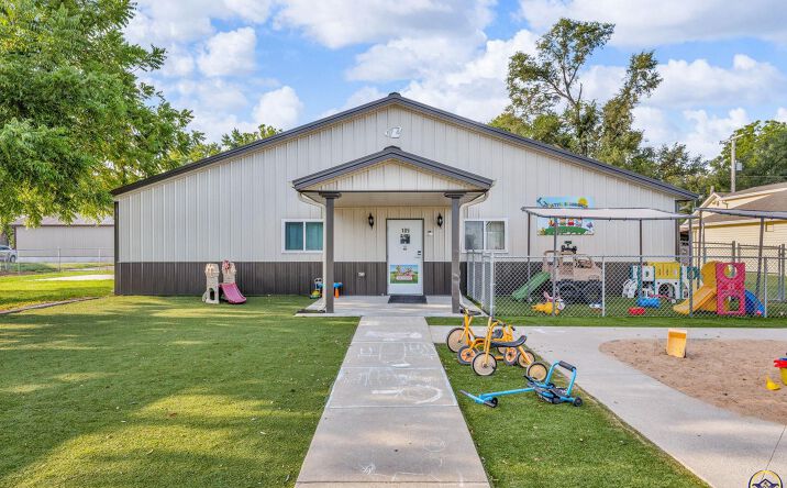 Pictures of Special Purpose property located at 109 E Railroad Ave, Silver Lake, KS 66539 for sales - image #1