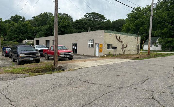 Pictures of Special Purpose property located at 103 Vine St, Thayer, MO 65791 for sales - image #1