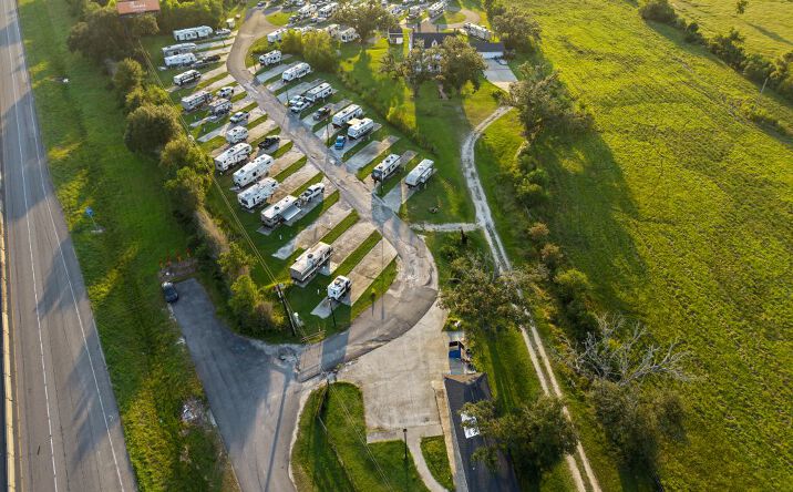 Pictures of Hospitality property located at 1984 Frontage Rd, Vinton, LA 70668 for sales - image #1