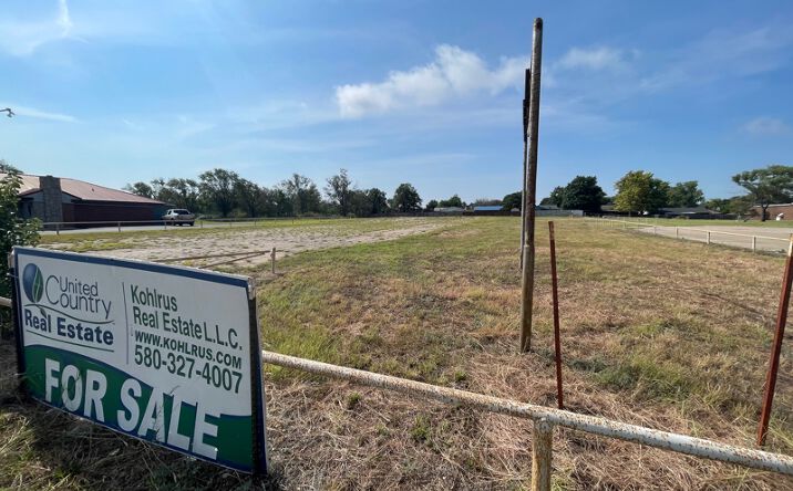 Pictures of Land property located at 127 Oklahoma Blvd, Alva, OK 73717 for sales - image #1