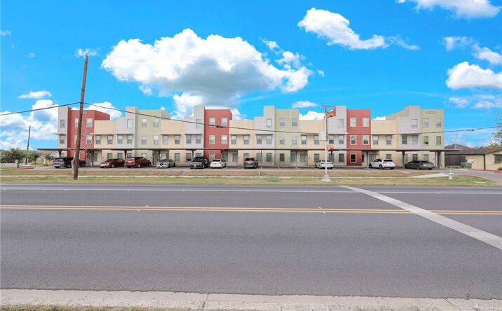 Pictures of Multifamily property located at 3523 W Sprague Street, Edinburg, TX 78539 for sales - image #1