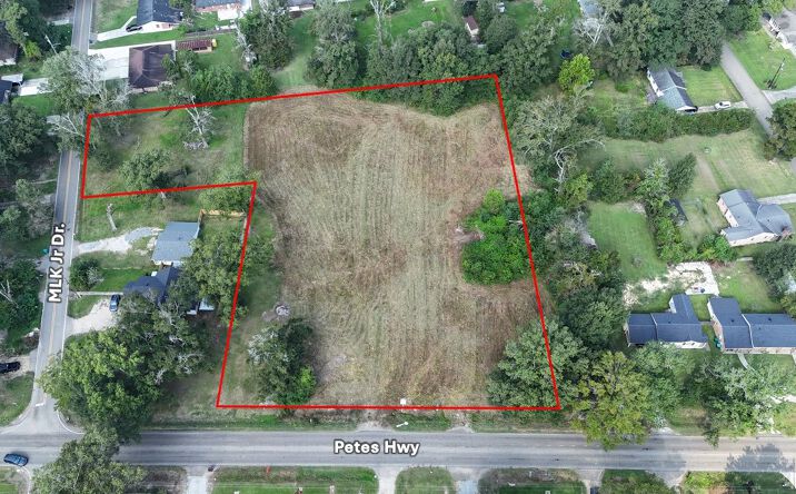 Pictures of Land property located at Petes Hwy, Denham Springs, LA 70726 for sales - image #1