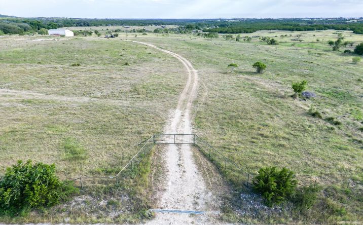 Pictures of Land property located at 812 County Rd 3295, Copperas Cove, TX 76522 for sales - image #1