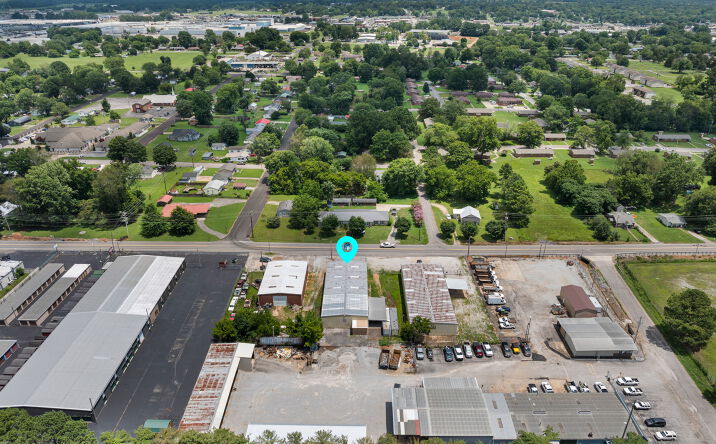Pictures of Industrial property located at 1107 Buffalo Rd, Lawrenceburg, TN 38464 for sales - image #1