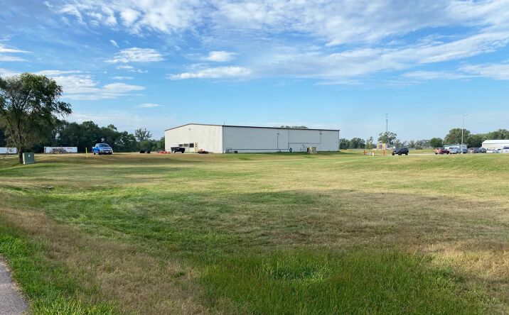 Pictures of Office, Industrial property located at 601 Archery Lane, Yankton, SD 57078 for sales - image #1