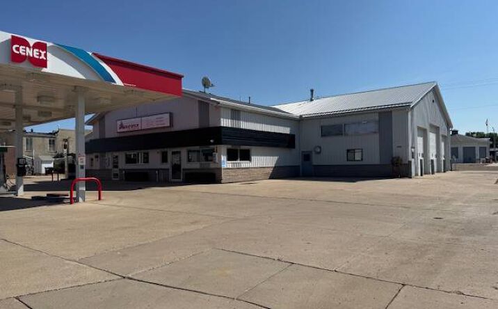 Pictures of Office property located at 817 Main Street, Faulkton, SD 57438 for sales - image #1