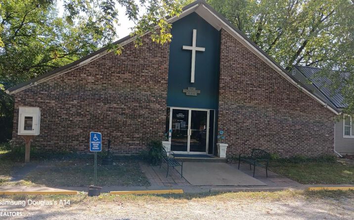 Pictures of Retail, Office, Industrial, Special Purpose property located at 302 W Jefferson Avenue, Fairfield, IA 52556 for sales - image #1