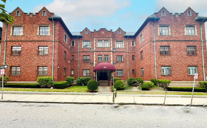 Pictures of Multifamily property located at 21 Fruit Street, Worcester, MA 01609 for sales - image #1