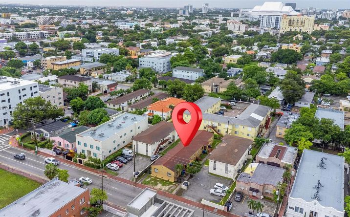 Pictures of Multifamily property located at 1345 SW 7th ST, Miami, FL 33135 for sales - image #1