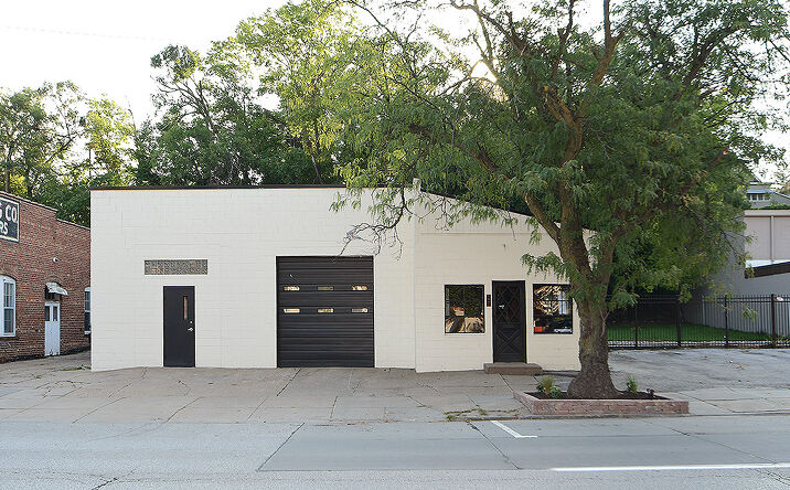 Pictures of Office, Retail property located at 1459 S 13th St, Omaha, NE 68108 for sales - image #1