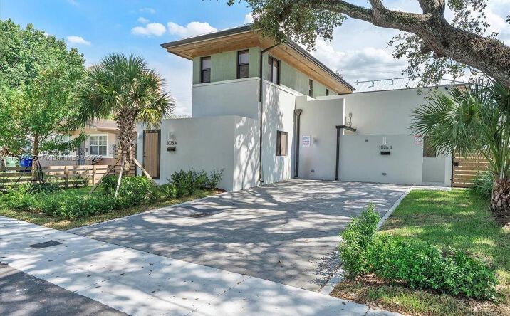 Pictures of Multifamily property located at 1076 NW 55th St, Miami, FL 33127 for sales - image #1
