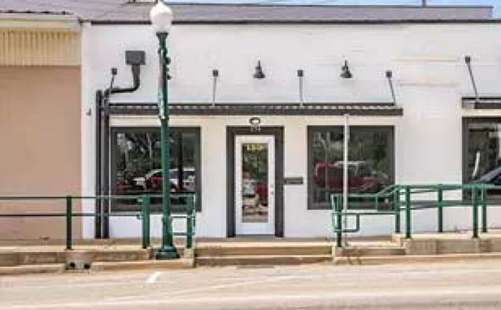 Pictures of Business for Sale property located at 159 W Dallas St, Canton, TX 75103 for sales - image #1