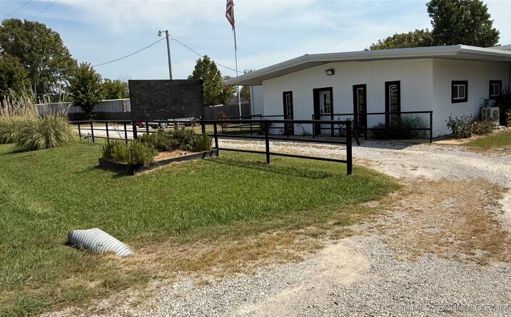 Pictures of Industrial, Office property located at 710 Industrial Road, Bristow, OK 74010 for sales - image #1