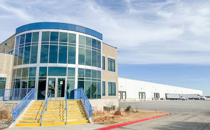 Pictures of Office, Industrial property located at 2121 S Browning Rd, Delano, CA 93215 for sales - image #1