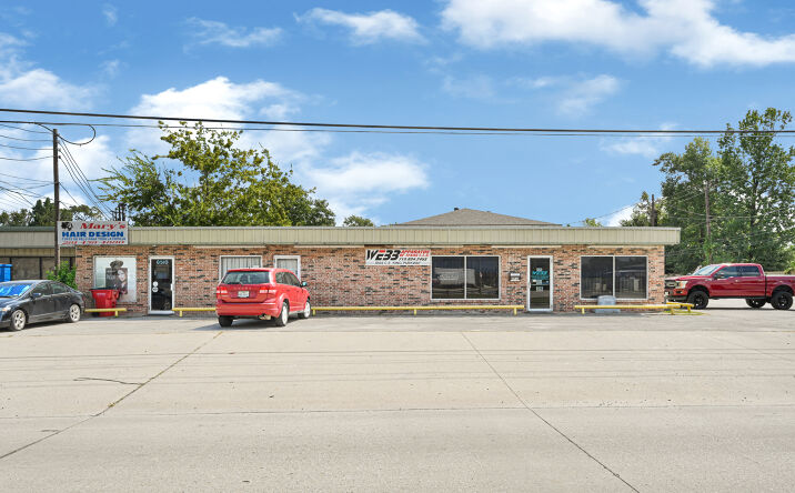 Pictures of Mixed Use, Mobile Home Park, Multifamily, Office, Retail property located at 8502 C E King Pkwy, Houston, TX 77044 for sales - image #1