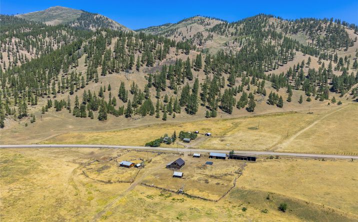 Pictures of Land property located at 31022 Beavertail Road, CLINTON, MT 59825 for sales - image #1