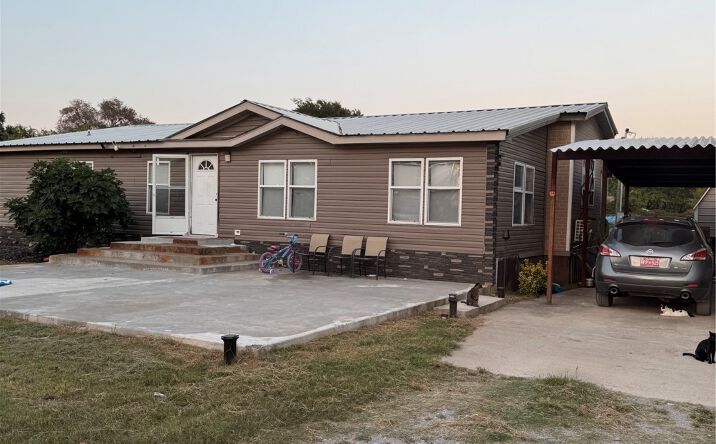 Pictures of Multifamily property located at 44 Minnow Cove, Cartwright, OK 74731 for sales - image #1
