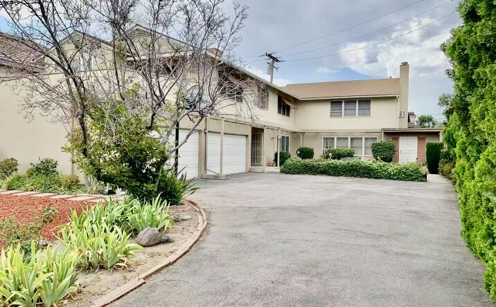 Pictures of Multifamily property located at 1150 Okoboji Drive, Arcadia, CA 91007 for sales - image #1