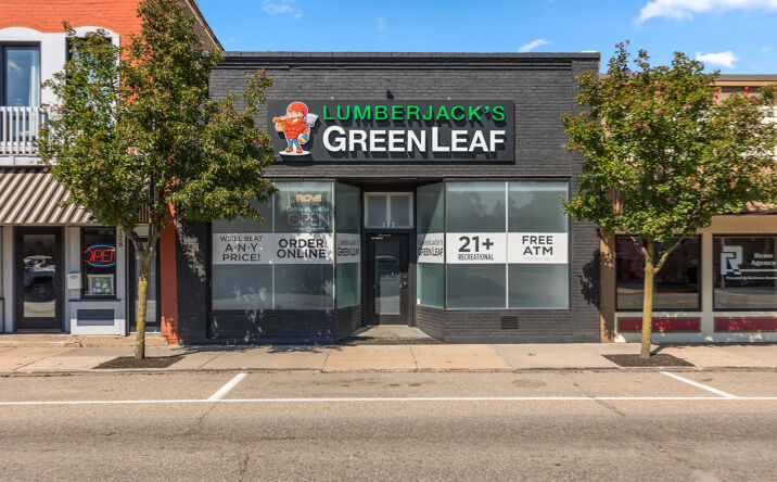 Pictures of Retail property located at 122 W Superior Street, Wayland, MI 49348 for sales - image #1