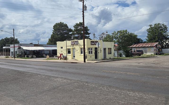 Pictures of Land property located at 310 San Antonio St, Marfa, TX 79843 for sales - image #1