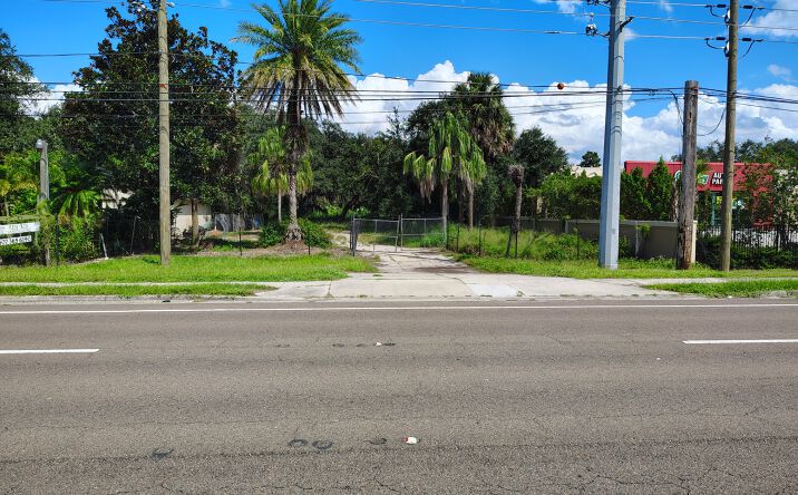 Pictures of Land property located at Alafaya Trail, Oviedo, FL 32765 for sales - image #1